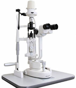 1 معاینه میکروسکوپیک چشم (اسلیت لمپ)